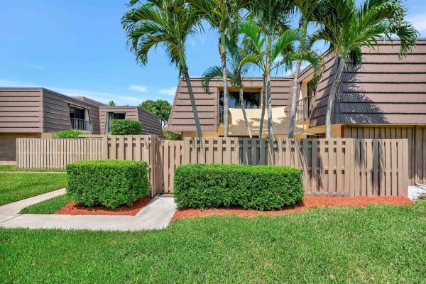 Sandalwood Estates, 1108 11th Ct, Palm Beach Gardens, Florida 33410, image 1