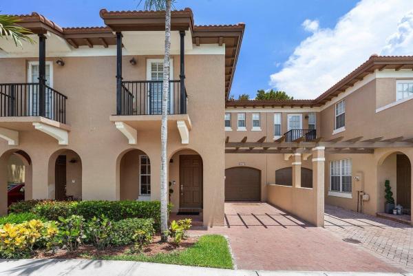 Julia Gardens, 6877 Julia Gardens Dr, Coconut Creek, Florida 33073, image 1