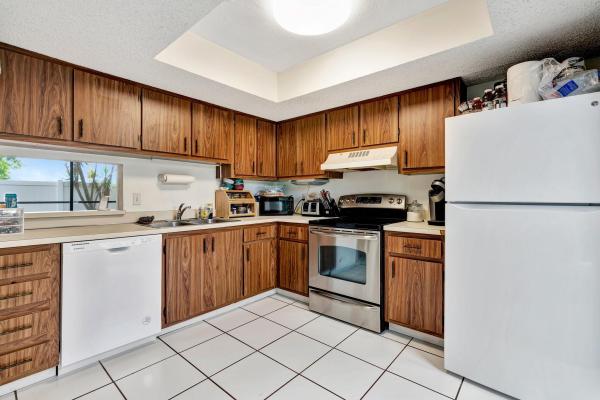 404 Lakewood Ct #3B, Jupiter, Florida 33458, image 1