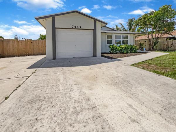 Sunny Hills Homesites, 7443 Thatcher Ave, Lantana, Florida 33462, image 1