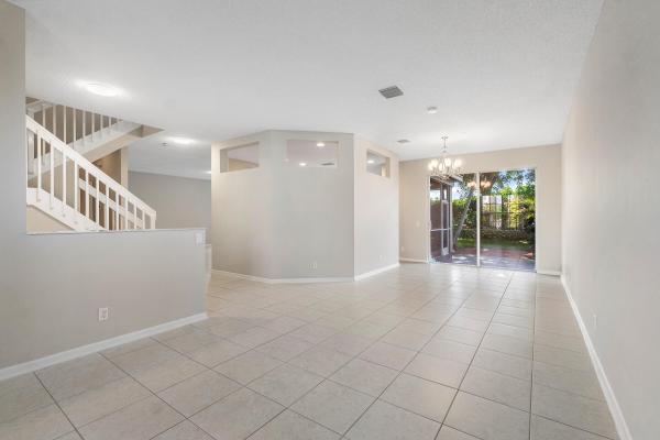 Nautica Sound, 7172 Chesapeake Cir, Boynton Beach, Florida 33436, image 2