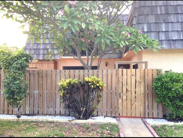 Waterside Estates, 2430 Waterside Dr, Lake Worth Beach, Florida 33461, image 1
