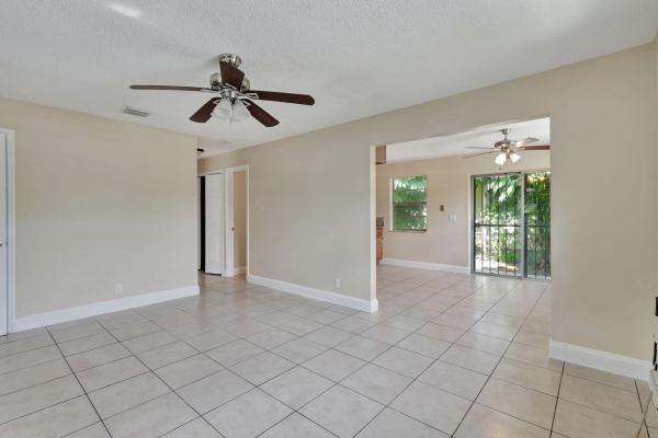Inlet City, 1068 W 6th St, Riviera Beach, Florida 33404, image 1