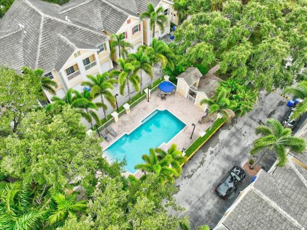 Oak Hammock, 531 SW 18th Ave #44, Fort Lauderdale, Florida 33312, image 1