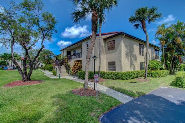 Fairways Of Boca Lago, 21219 Lago Cir #K, Boca Raton, Florida 33433, image 1