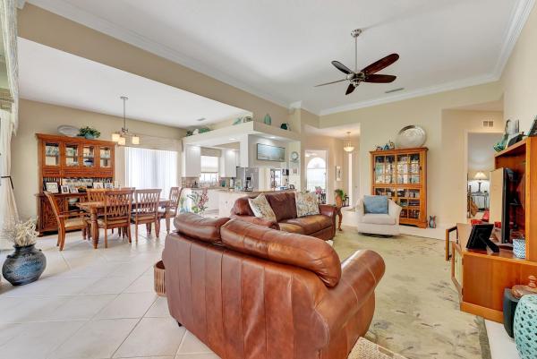 Carleton Oaks, 8967 Oldham Way, Palm Beach Gardens, Florida 33412, image 3