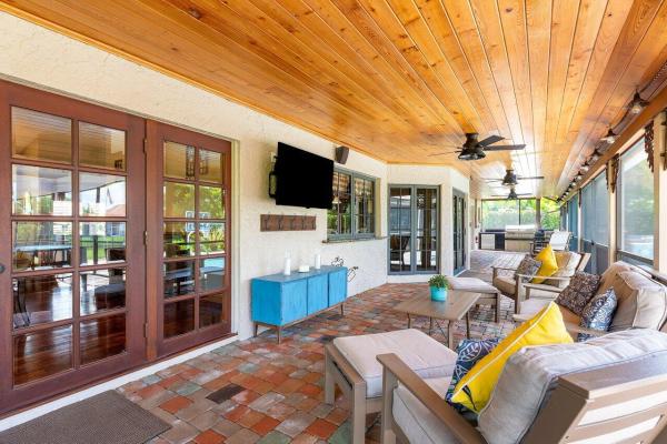 Meadow Wood Of The Landings At Wellington, 15540 Meadow Wood Dr, Wellington, Florida 33414, image 2