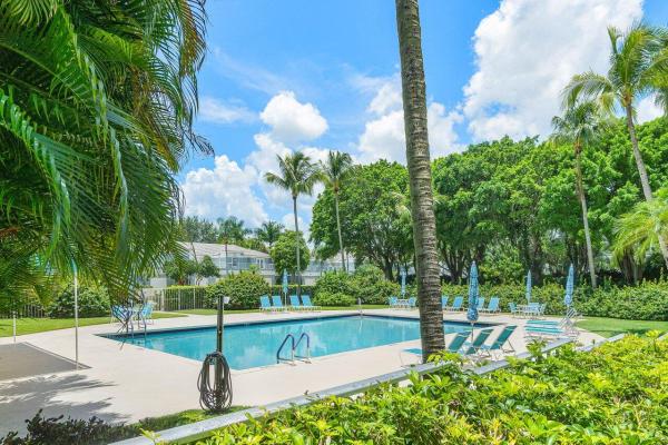 Andover At Wycliffe, 10173 Andover Coach Cir #G1, Lake Worth, Florida 33449, image 2