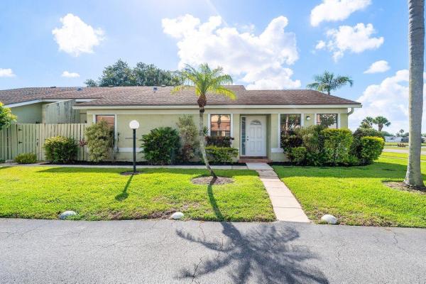 Lakeside Green, 4387 Willow Brook Cir, West Palm Beach, Florida 33417, image 1