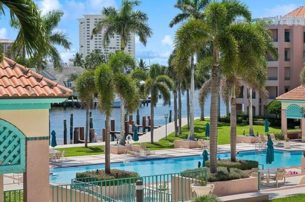 Mizner Court, 120 SE 5th Ave #326, Boca Raton, Florida 33432, image 1