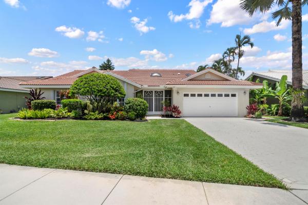 Pipers Glen Estates, 6222 Golf Villas Dr, Boynton Beach, Florida 33437, image 1