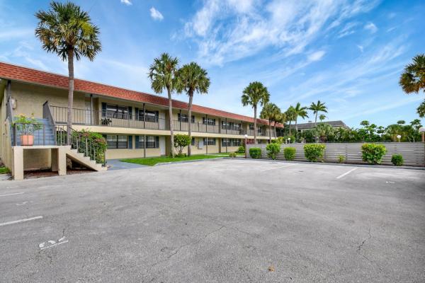 Dalewood, 1401 NW 15th Ave #1, Boca Raton, Florida 33486, image 1