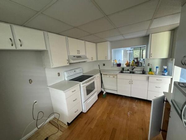 Banyan Tree Village, 555 Banyan Tree Ln #301, Delray Beach, Florida 33483, image 3
