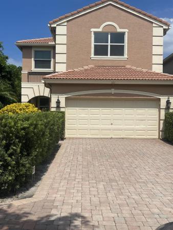 Isle Verde, 181 Isle Verde Way, Palm Beach Gardens, Florida 33418, image 1