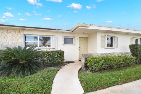 Crosley At Cresthaven Villas, 2894 Crosley Dr #D, West Palm Beach, Florida 33415, image 1