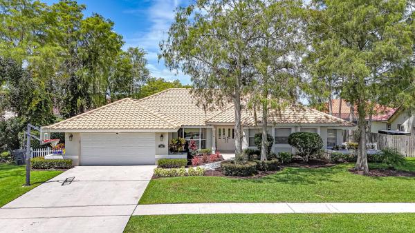 Greenview Shores Of Wellington, 1601 Grantham Dr, West Palm Beach, Florida 33414, image 1