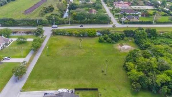 Marion Acres, 15400 SW 31st St, Davie, Florida 33331, image 1