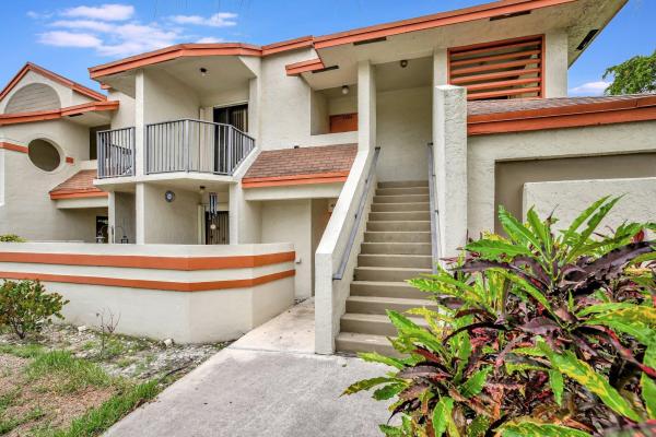 Courtyard Of Coral Gate, 5586 Ctyard Dr #5586, Margate, Florida 33063, image 1