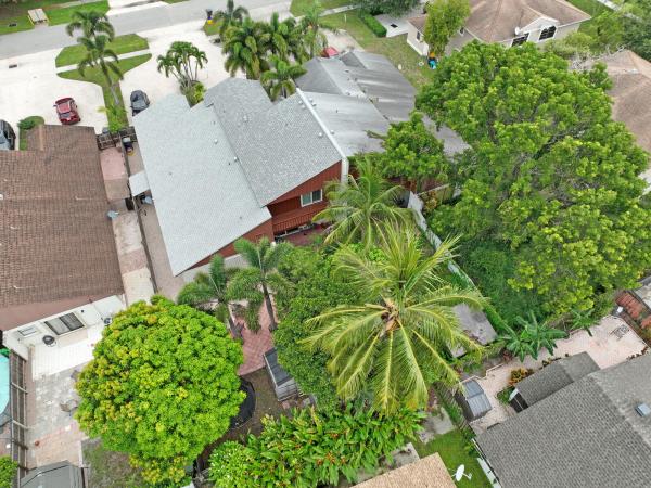 South Shore Of Wellington, 1263 The 12th Fairway, Wellington, Florida 33414, image 1