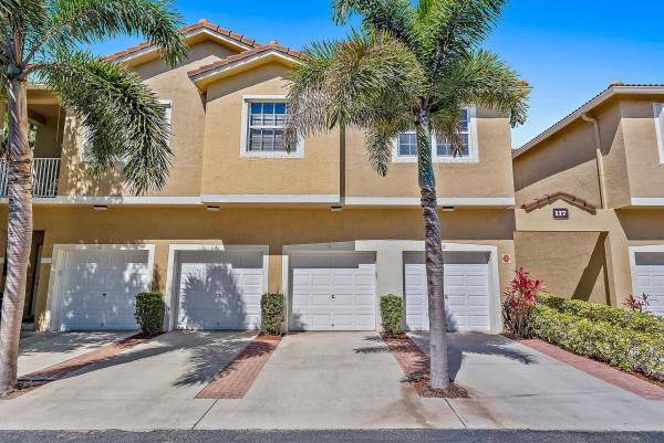 Tequesta Trace, 117 Lighthouse Cir #B, Tequesta, Florida 33469, image 1