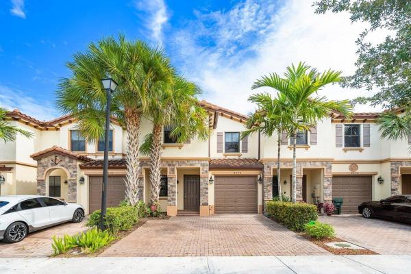 Ashton Parc, 4074 Devenshire Ct, Coconut Creek, Florida 33073, image 1