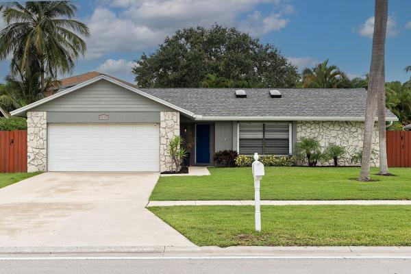 Indian Wells, 6295 Indian Wells Blvd, Boynton Beach, Florida 33437, image 1