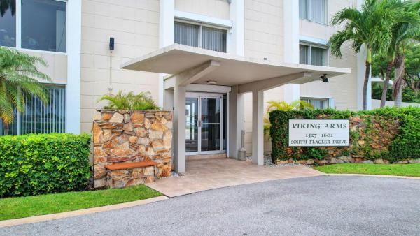 Viking Arms, 1527 S Flagler Dr #214f, West Palm Beach, Florida 33401, image 1