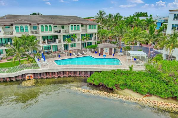 Casa Del Mar, 628 Windward Cir N, Boynton Beach, Florida 33435, image 1
