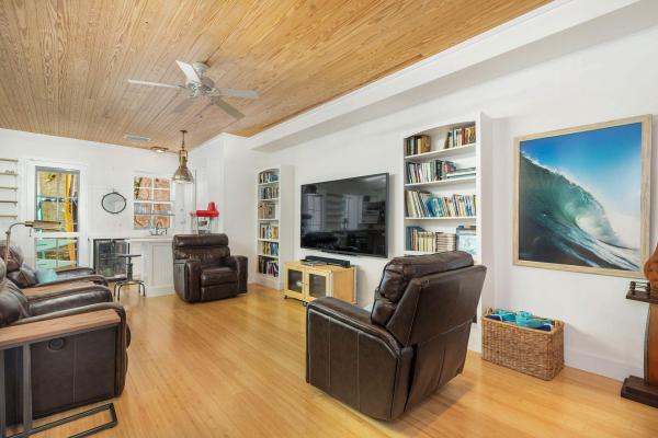 Root Trail, 135 Root Trl, Palm Beach, Florida 33480, image 3