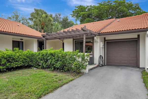 Lake Colony, 7024 Nandina Ln, Tamarac, Florida 33321, image 1