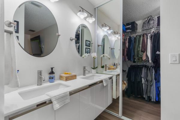 Baywood Village 2, 4658 NW 22nd St #4208, Coconut Creek, Florida 33063, image 1