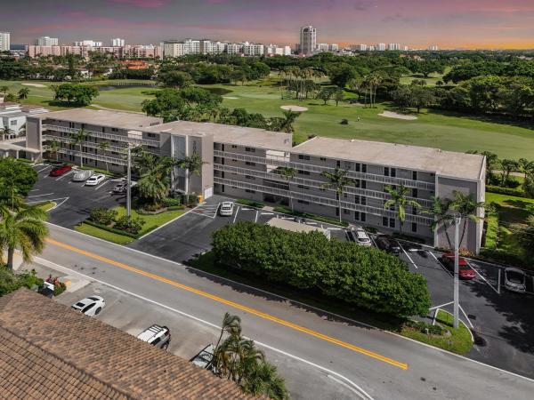 Fairways, 300 E Royal Palm Rd #011a, Boca Raton, Florida 33432, image 1