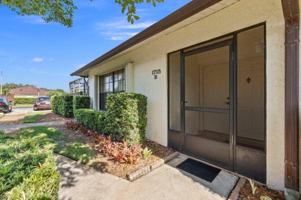 1715 B Mariners Cv, Fort Pierce, Florida 34950, image 3