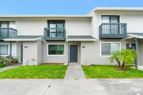 Canalakes, 1704 Wharf Ln, Greenacres, Florida 33463, image 1
