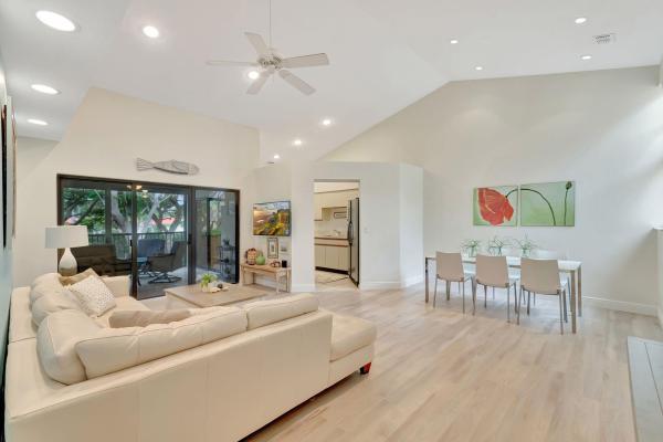 The Fairways, 17340 Boca Club Blvd #702, Boca Raton, Florida 33487, image 3