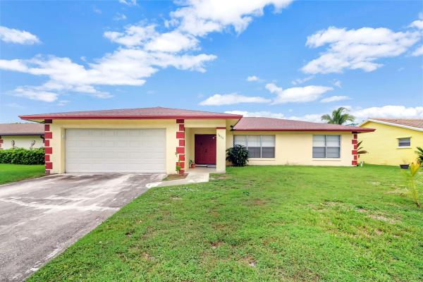 Spencer Lakes, 3820 Heath Cir, West Palm Beach, Florida 33407, image 1