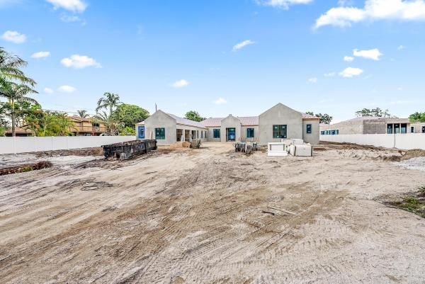Jupiter No HOA, 19455 Pine Tree Dr, Jupiter, Florida 33469, image 2