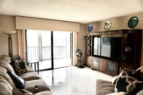 Huntington Lakes 1, 6655 Kensington Ln #202, Delray Beach, Florida 33446, image 1