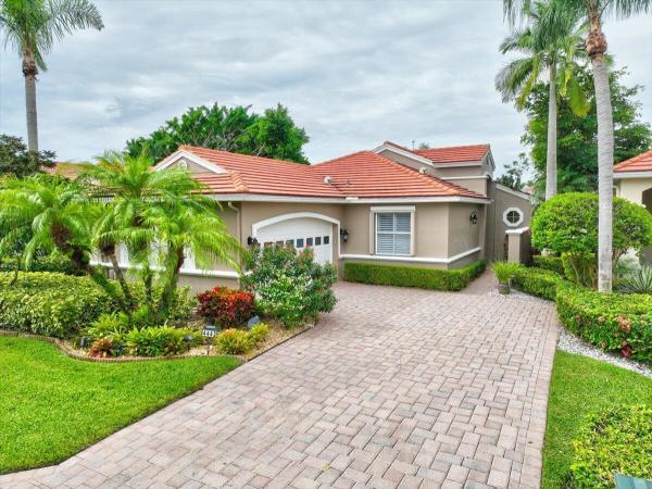 Huntington At Wycliffe, 4442 Hazleton Ln, Lake Worth Beach, Florida 33449, image 1