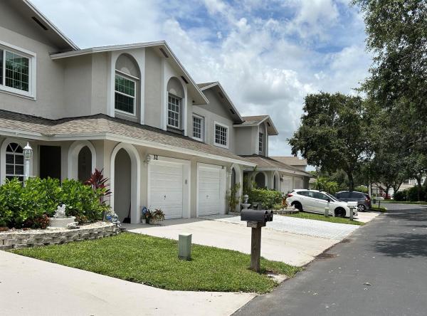 Boynton Lakes North, 32 Desford Ln, Boynton Beach, Florida 33426, image 1