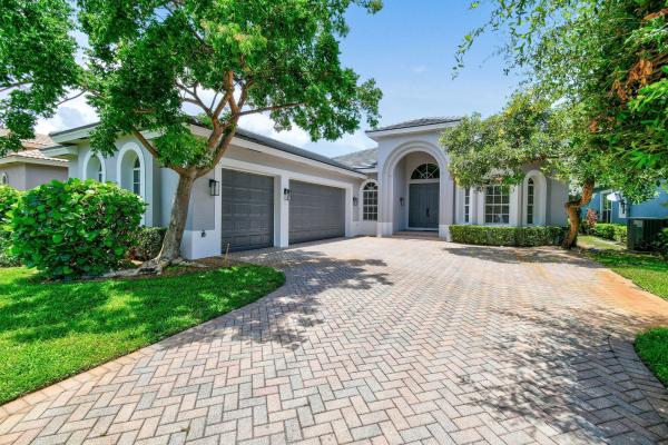 City Of Atlantis, 479 Pine Tree Ct, Atlantis, Florida 33462, image 1