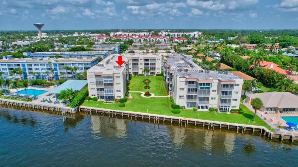 Snug Harbor Gardens, 646 Snug Harbor Dr #H103, Boynton Beach, Florida 33435, image 2
