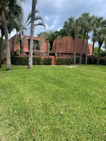 Sandalwood At Boynton Beach, 407 Live Oak Ln, Boynton Beach, Florida 33436, image 1