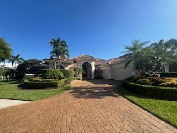Estates Of St Edward, 103 St Edwards Pl, Palm Beach Gardens, Florida 33418, image 1