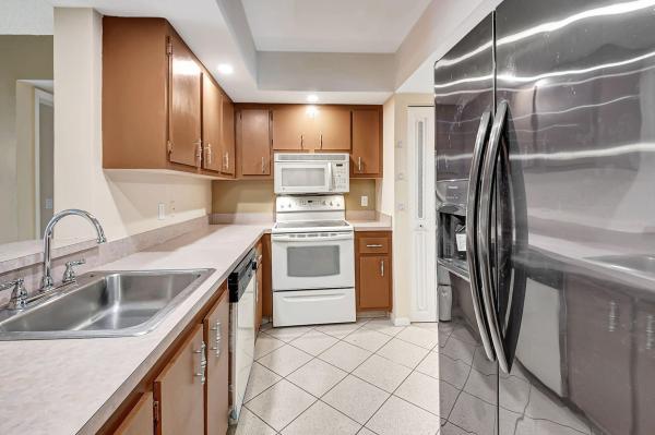 Deauville Village, 6550 S Oriole Blvd #206 I, Delray Beach, Florida 33446, image 2