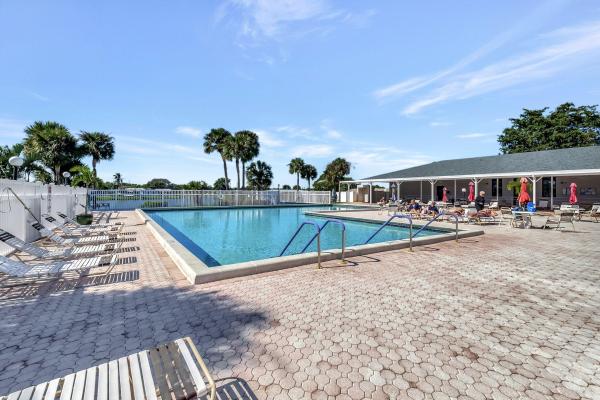Delray Villas 1, 5926 Los Alamos Ln, Delray Beach, Florida 33484, image 2