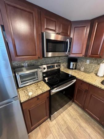 Burgundy At Kings Point, 691 Burgundy O, Delray Beach, Florida 33484, image 1