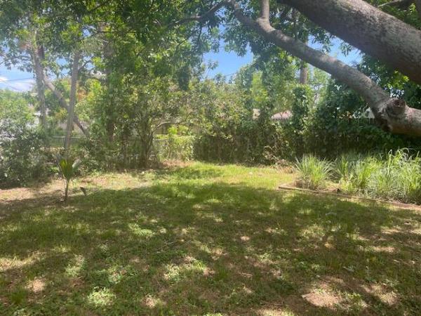 Delaware Manor, 4424 Kent Ave, Lake Worth, Florida 33461, image 2