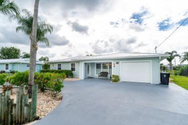 715 SE Calmoso Dr, Port St. Lucie, Florida 34983, image 1