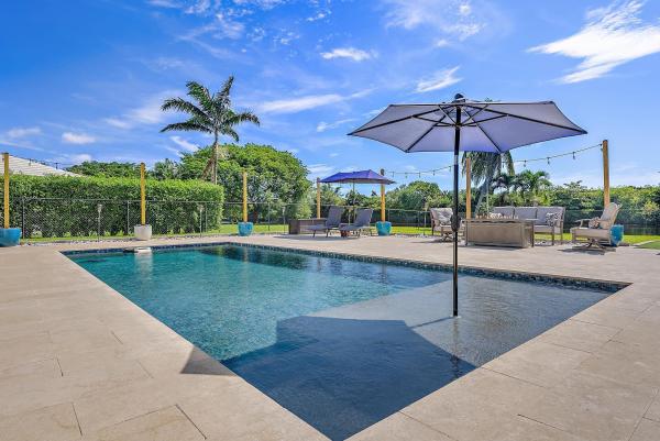 Lake Clarke Manor, 1114 Carambola Cir, West Palm Beach, Florida 33406, image 1